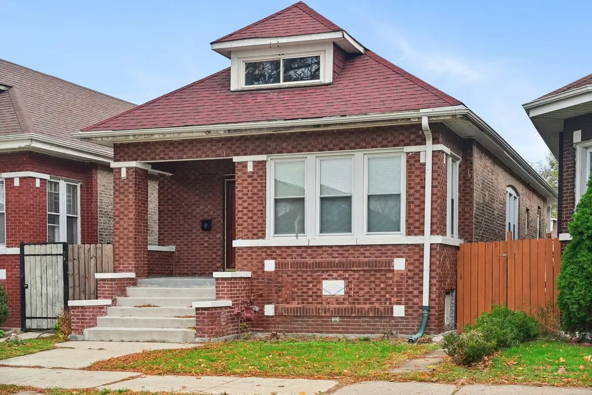 6041 S Albany Avenue, Chicago, IL 60629 - Image #1