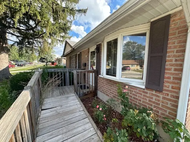 735 Geneva Avenue, Romeoville, IL 60446 - Image #2