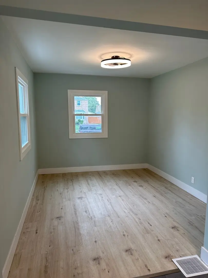 1562 Kenilworth Drive, Calumet City, IL 60409 - Image #3