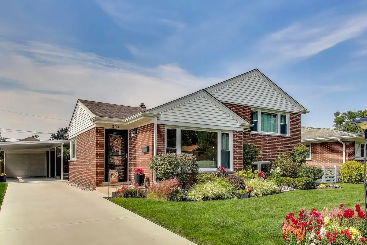 304 Amherst Avenue, Des Plaines, IL 60016 - Image #1