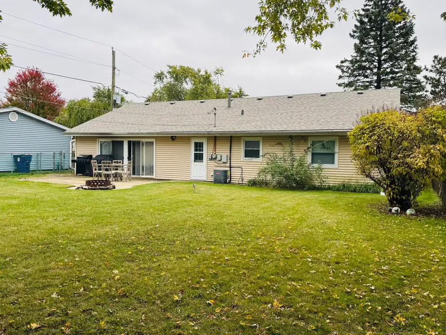7815 Carlisle Drive, Hanover Park, IL 60133 - Image #3