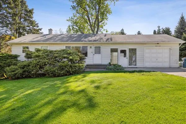 4005 Morton Avenue, Downers Grove, IL 60515