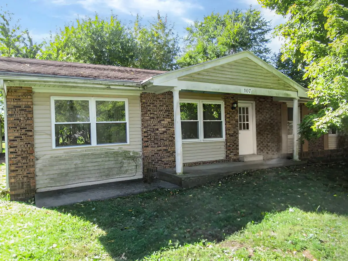 107 W Main Street, Indianola, IL 61850 - Image #1