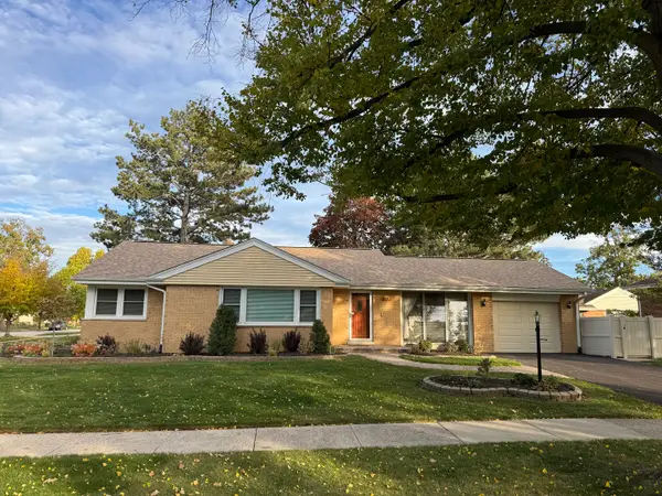 901 Brookline Lane, Park Ridge, IL 60068