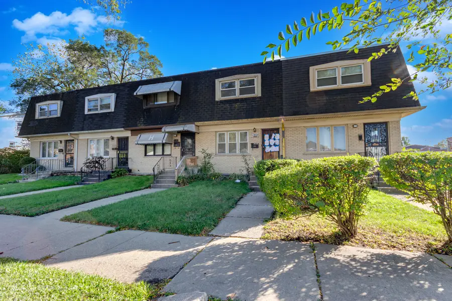 1237 W 110th Place, Chicago, IL 60643 - Image #2