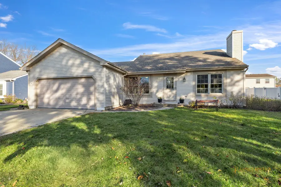 1125 Windslow Circle, Crystal Lake, IL 60014 - Image #2
