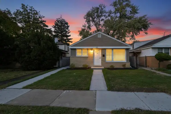 46 Hyde Park Avenue, Bellwood, IL 60104