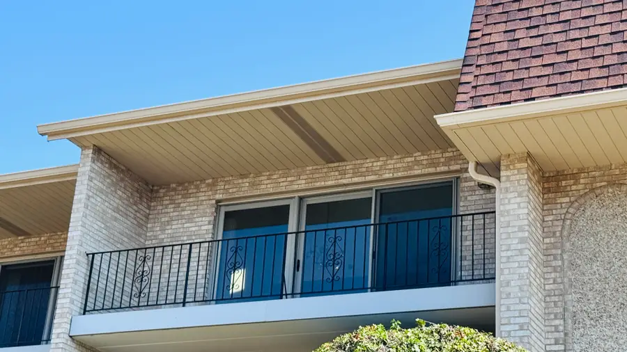 9004 Del Prado Drive #2N, Palos Hills, IL 60465 - Image #3