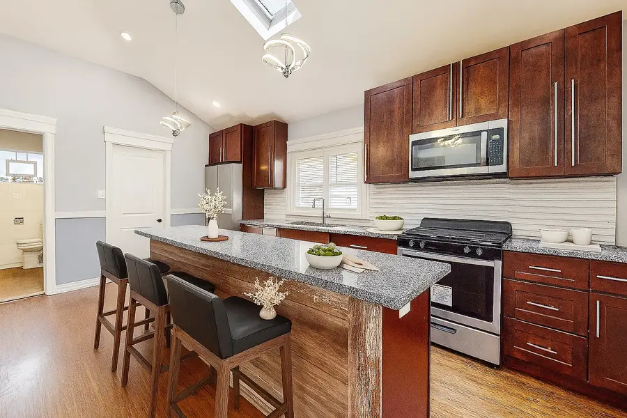 124 E 83rd Street, Chicago, IL 60619 - Image #2