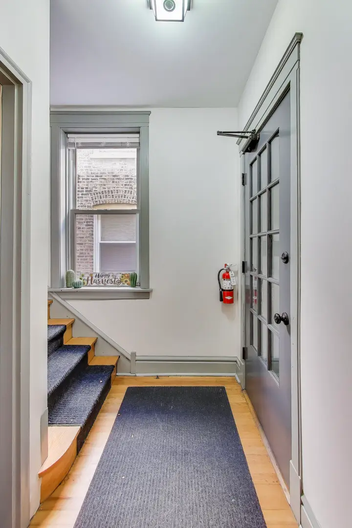 3436 N Harding Avenue, Chicago, IL 60618 - Image #3