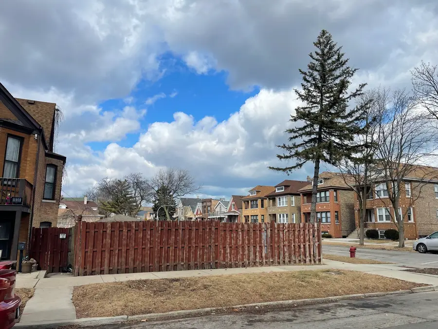 1932 W 38th Street, Chicago, IL 60609 - Image #2