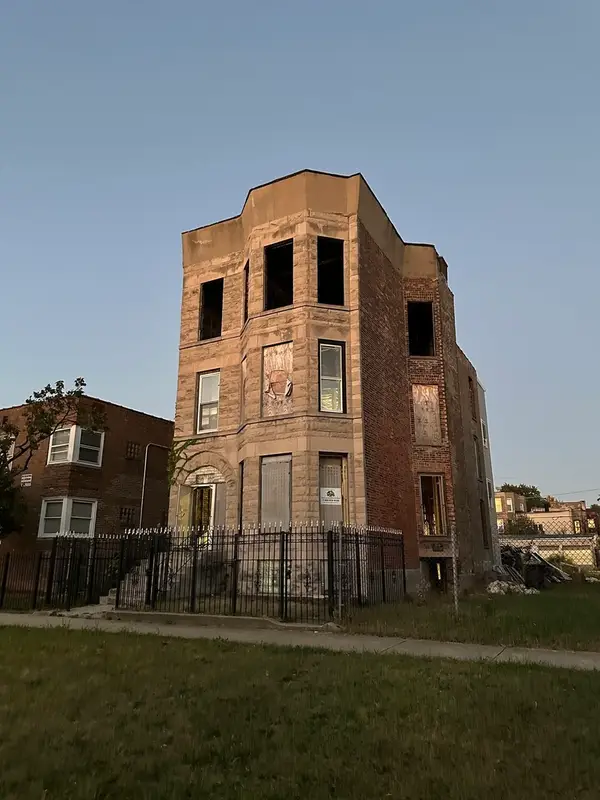 5813 S Wabash Avenue, Chicago, IL 60637