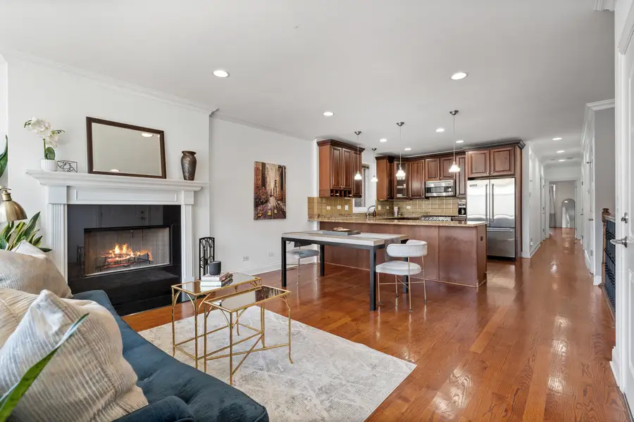 2444 W Diversey Avenue #1W, Chicago, IL 60647 - Image #2