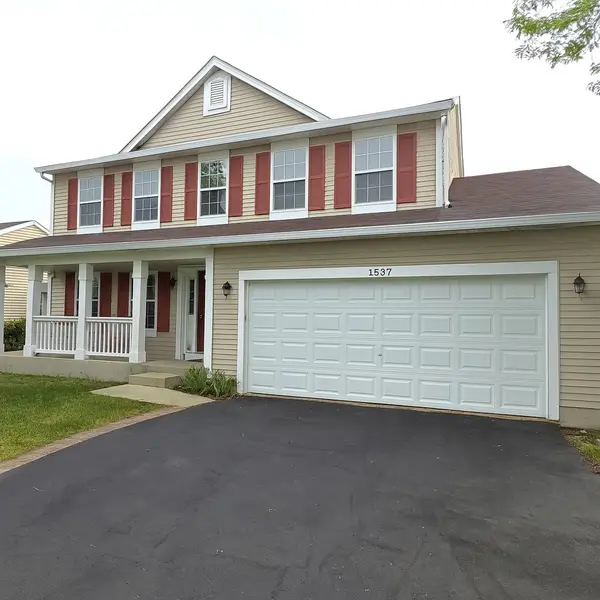 1522 Fox Sedge Trail, Woodstock, IL 60098
