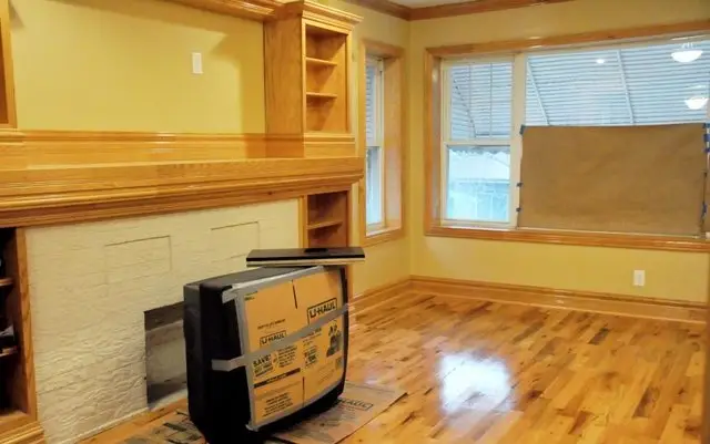 7627 S Cornell Avenue, Chicago, IL 60649 - Image #2