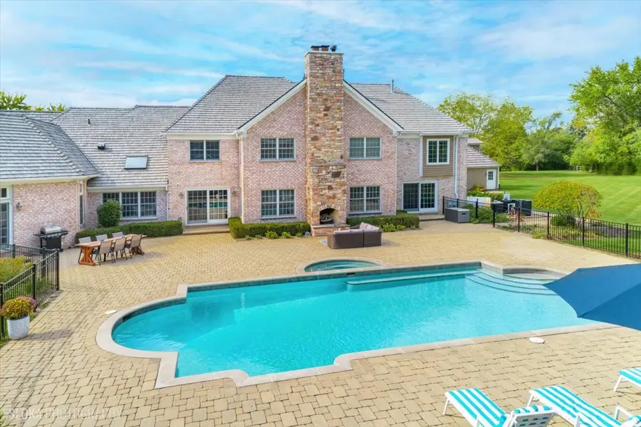 70 Round Barn Road, Barrington Hills, IL 60010 - Image #3