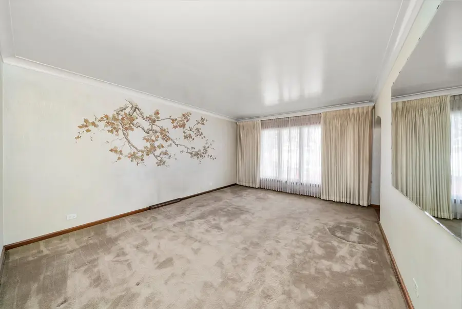 3839 W 68th Place, Chicago, IL 60629 - Image #2