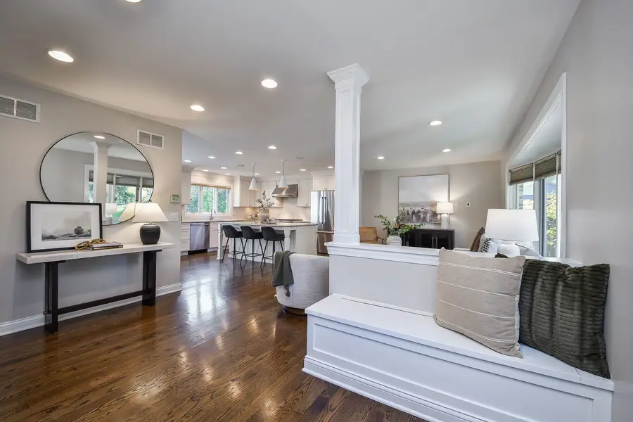 4733 Roslyn Road, Downers Grove, IL 60515 - Image #3