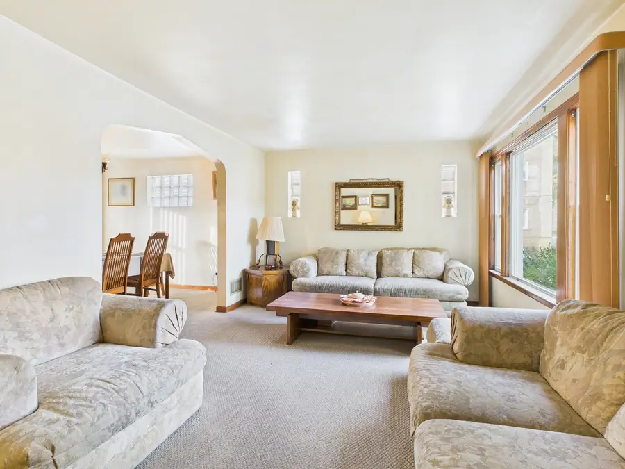 Address Withheld By Seller, Chicago, IL 60617 - Image #3