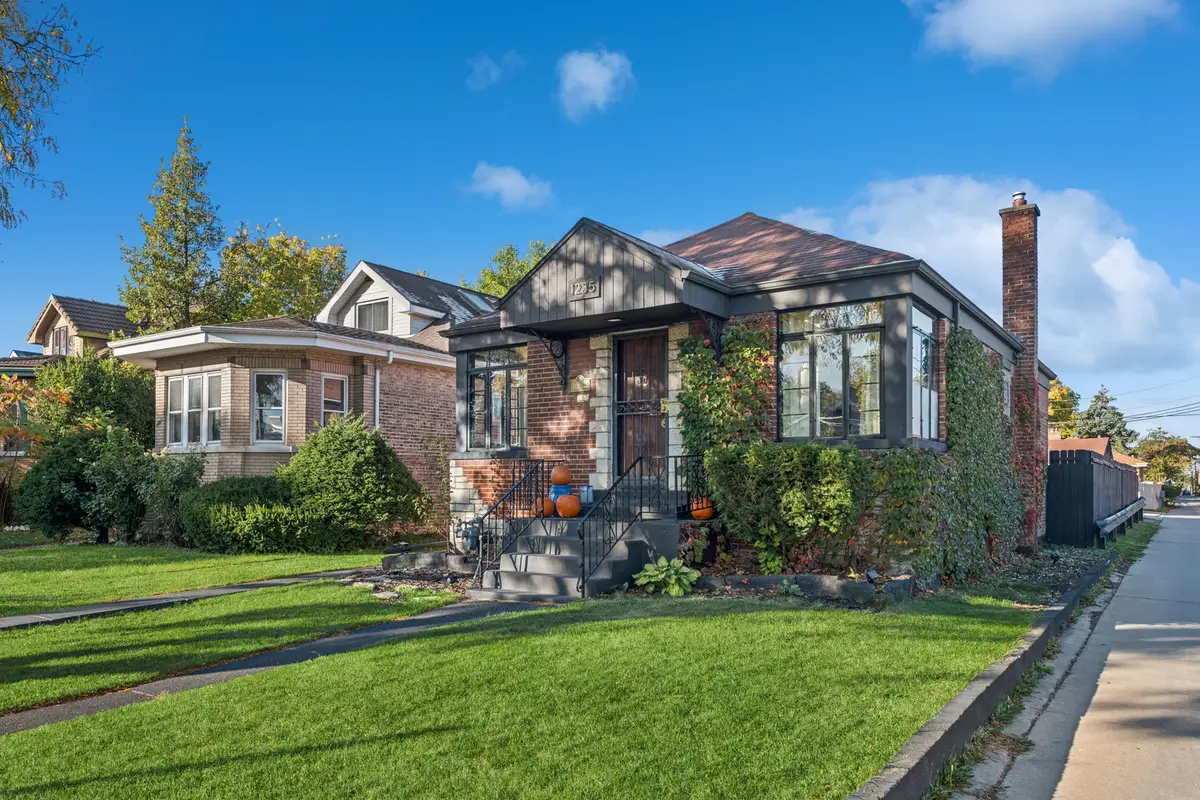 1235 N Elmwood Avenue, Oak Park, IL 60302 - Image #1