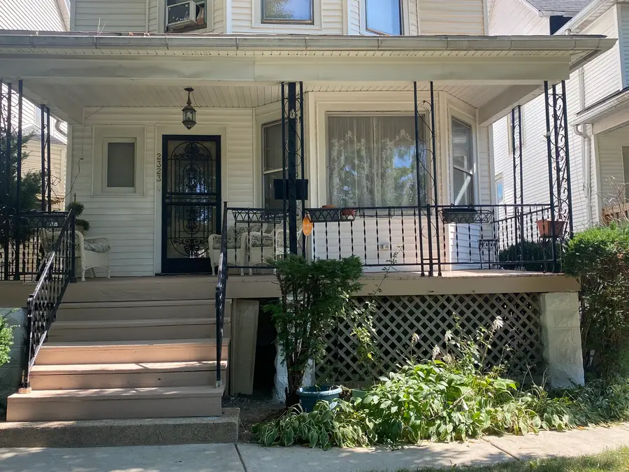 2323 N Monticello Avenue, Chicago, IL 60647 - Image #2
