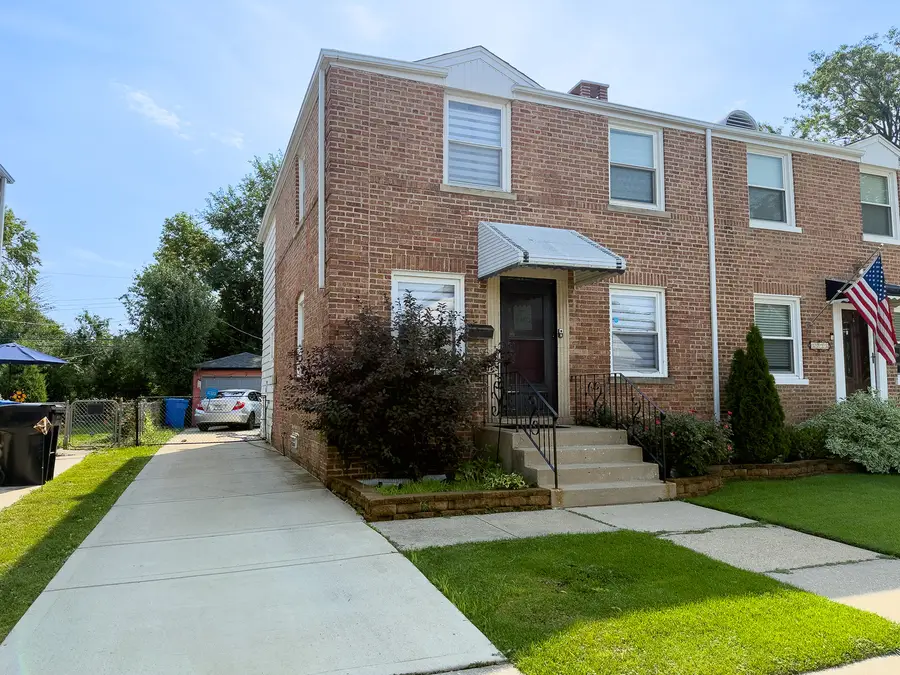 3725 N Pacific Avenue, Chicago, IL 60634 - Image #2