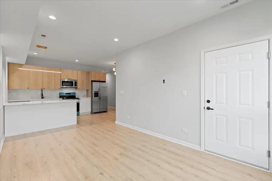 4537 S Evans Avenue, Chicago, IL 60653 - Image #2