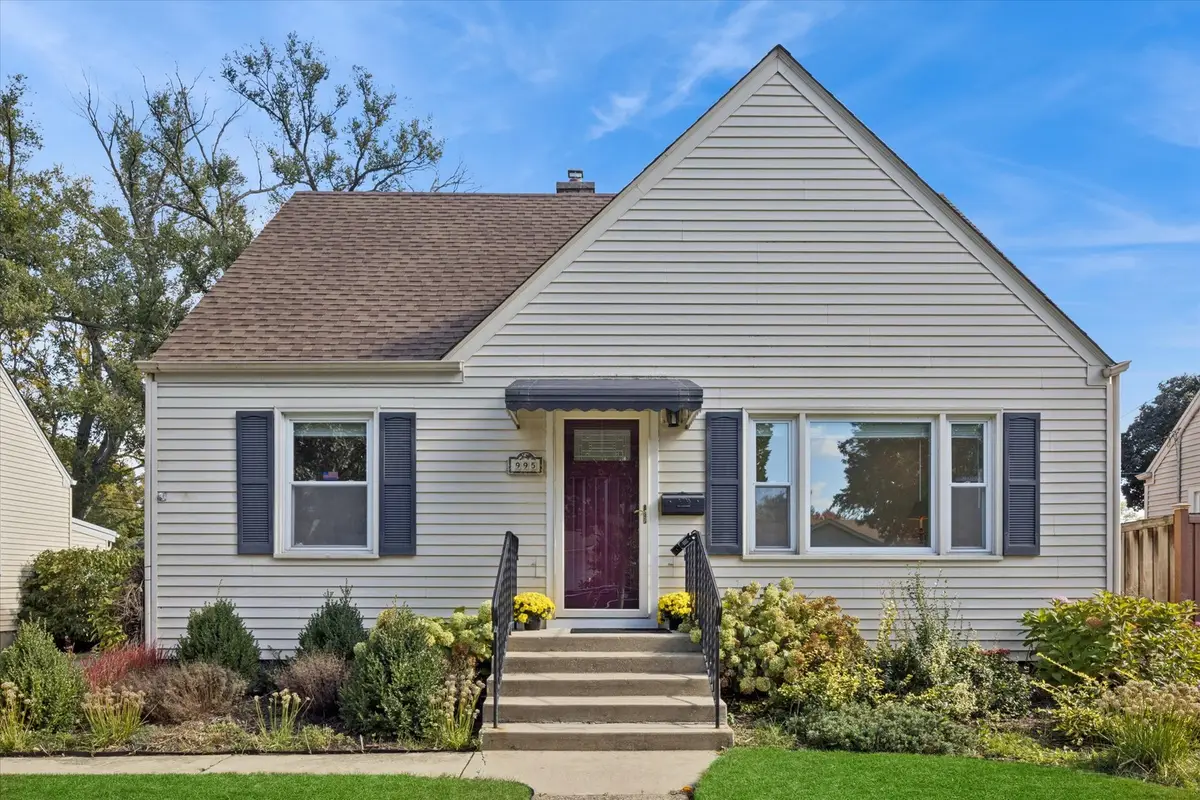 995 S Swain Avenue, Elmhurst, IL 60126 - Image #1