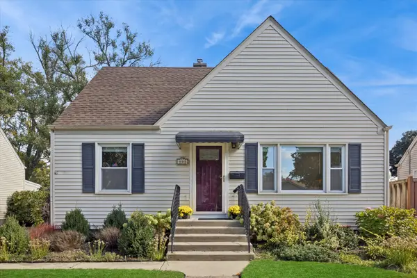 995 S Swain Avenue, Elmhurst, IL 60126