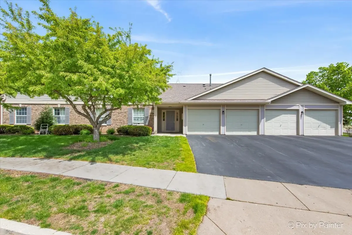 1023 Berkshire Court #C, Elgin, IL 60120 - Image #1