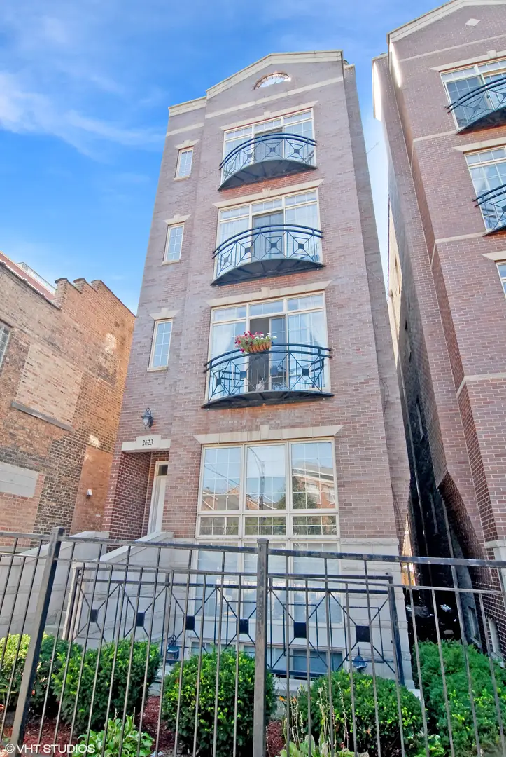 2623 W Belmont Avenue #3, Chicago, IL 60618 - Image #1