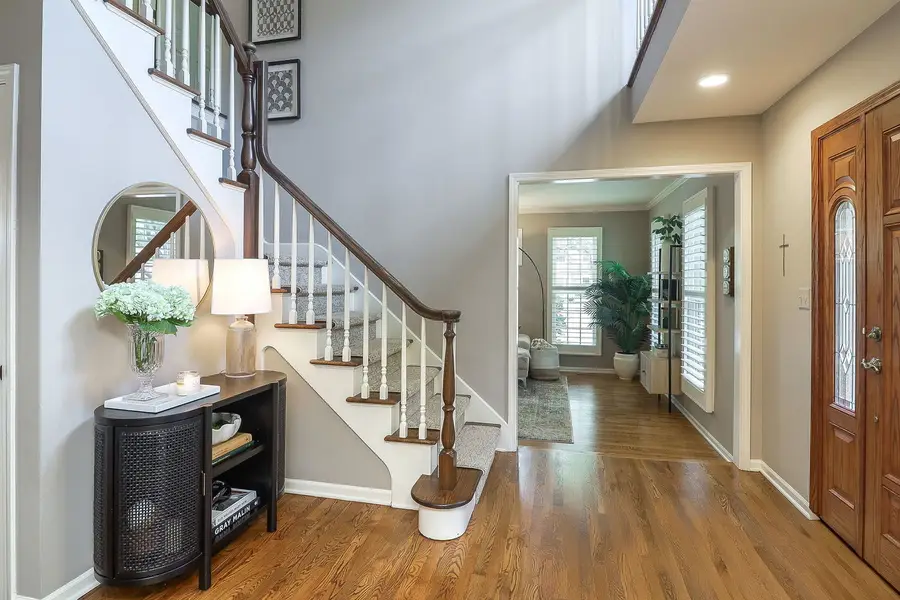 2042 Wexford Circle, Wheaton, IL 60189 - Image #3