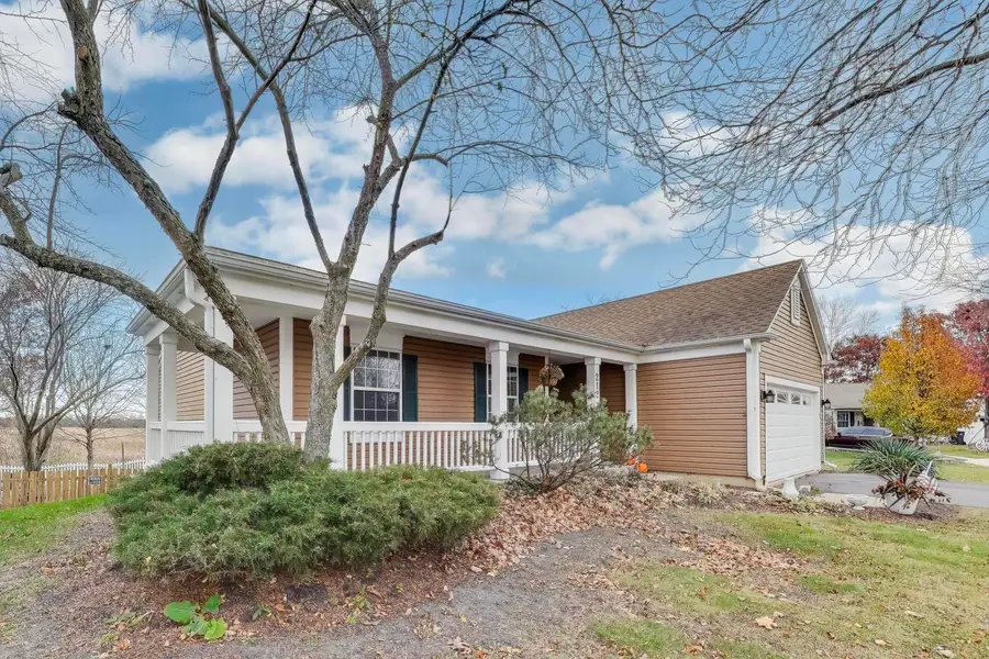 212 Briar Ridge Lane, Lake Villa, IL 60046 - Image #2