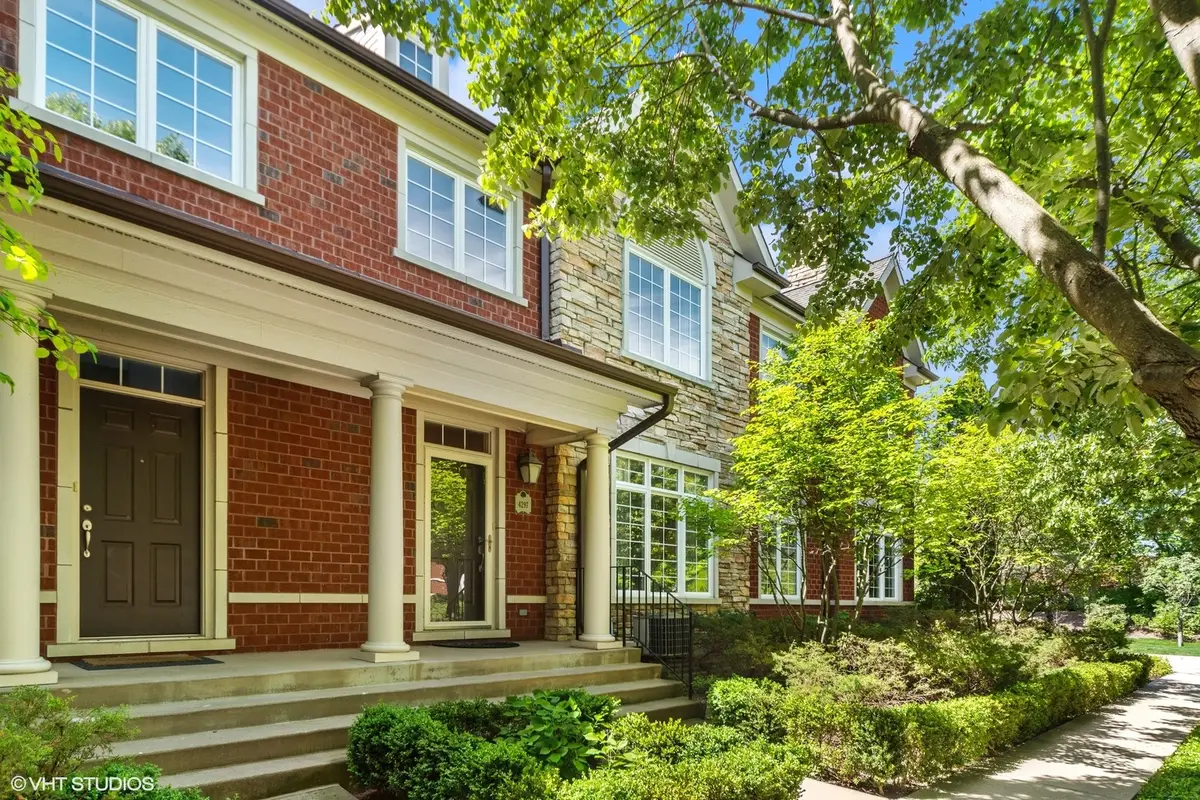 4297 Linden Tree Lane, Glenview, IL 60025 - Image #1
