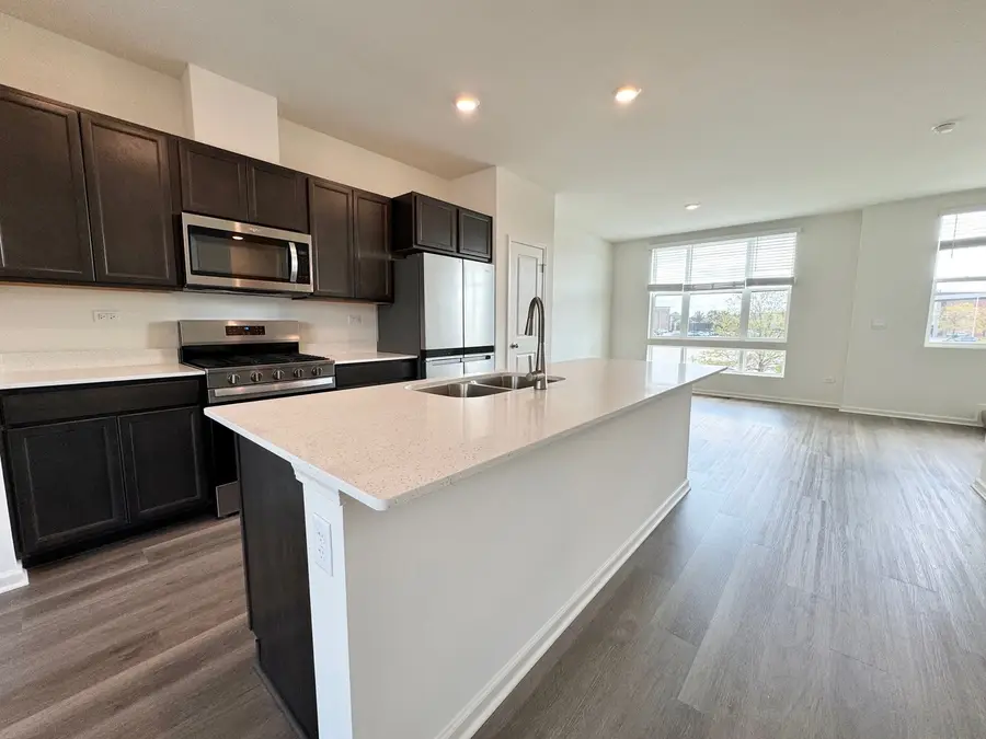 Address Withheld By Seller, Lombard, IL 60148 - Image #3