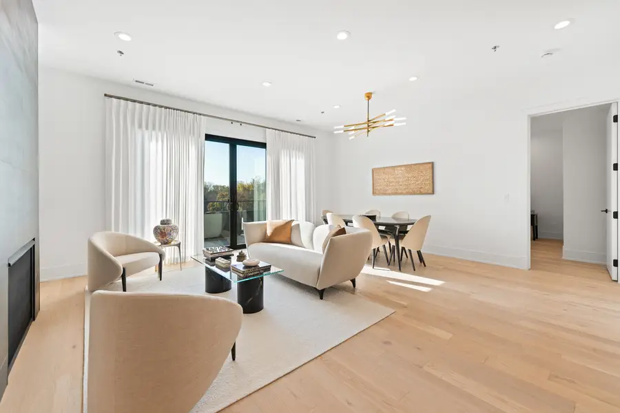 1767 W Rosehill Drive #304, Chicago, IL 60660 - Image #3