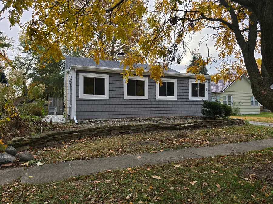 Address Withheld By Seller, Urbana, IL 61802 - Image #2
