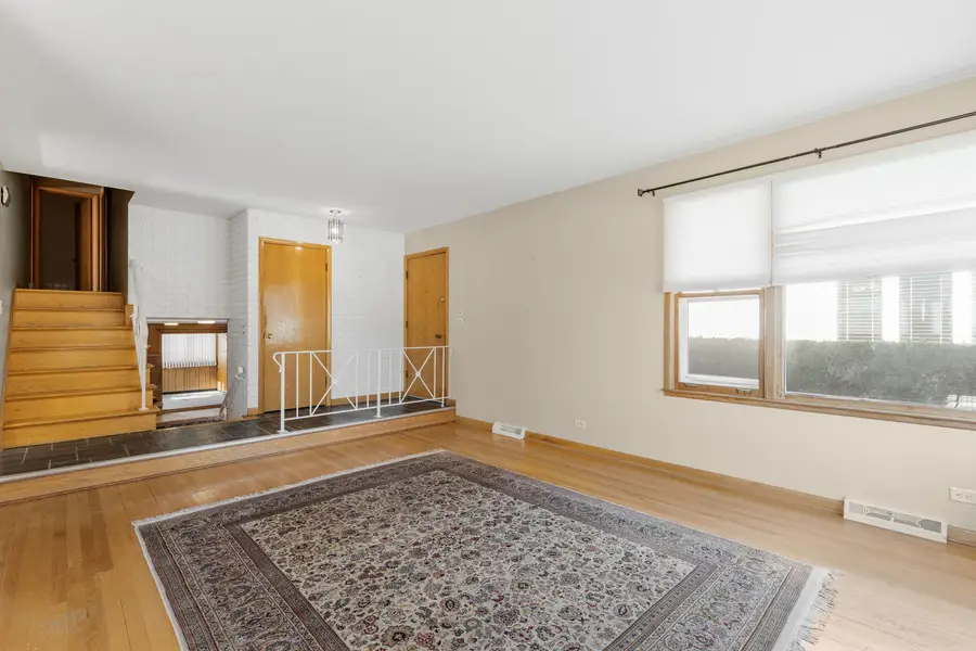 8556 N Oriole Avenue, Niles, IL 60714 - Image #3