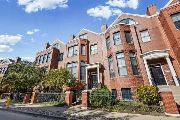 2005 Valor Court, Glenview, IL 60026