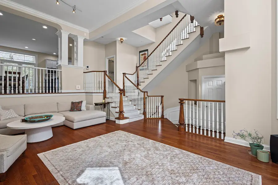 2005 Valor Court, Glenview, IL 60026 - Image #3