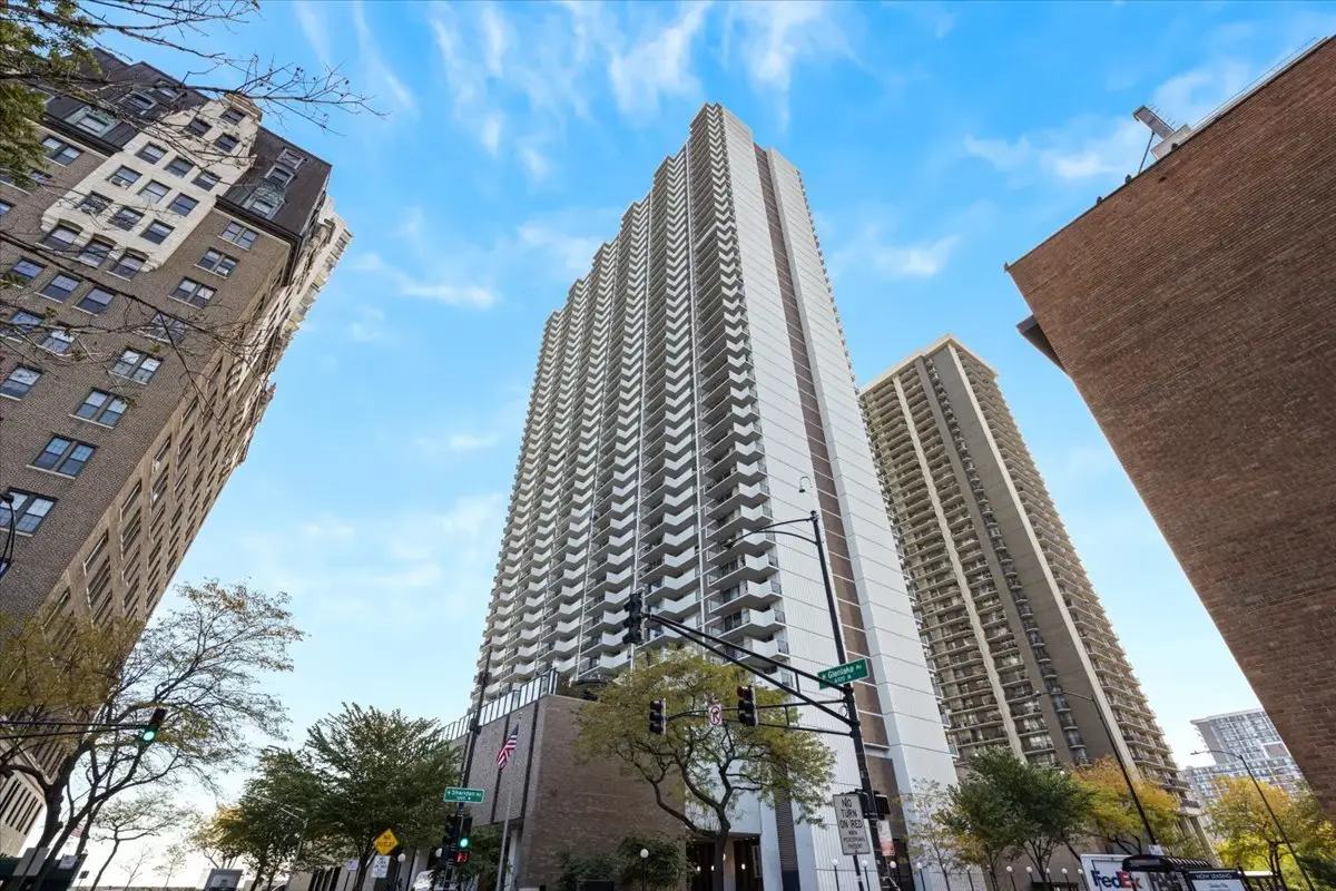 6033 N Sheridan Road #43H, Chicago, IL 60660 - Image #1