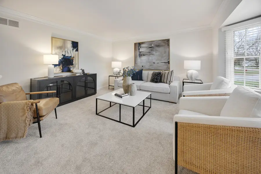 201 N Cambridge Drive, Geneva, IL 60134 - #3