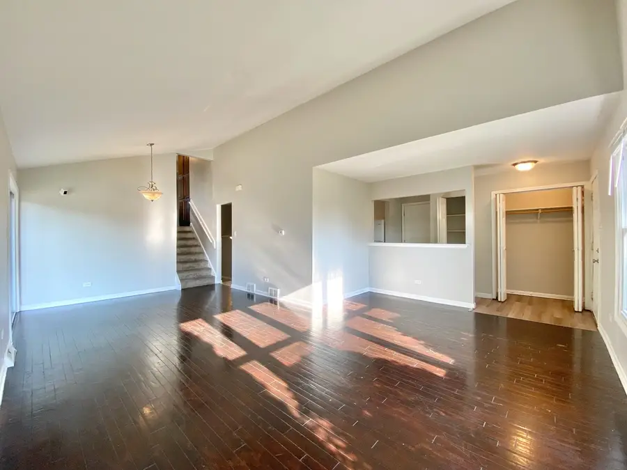 20073 Park Avenue, Lynwood, IL 60411 - Image #2