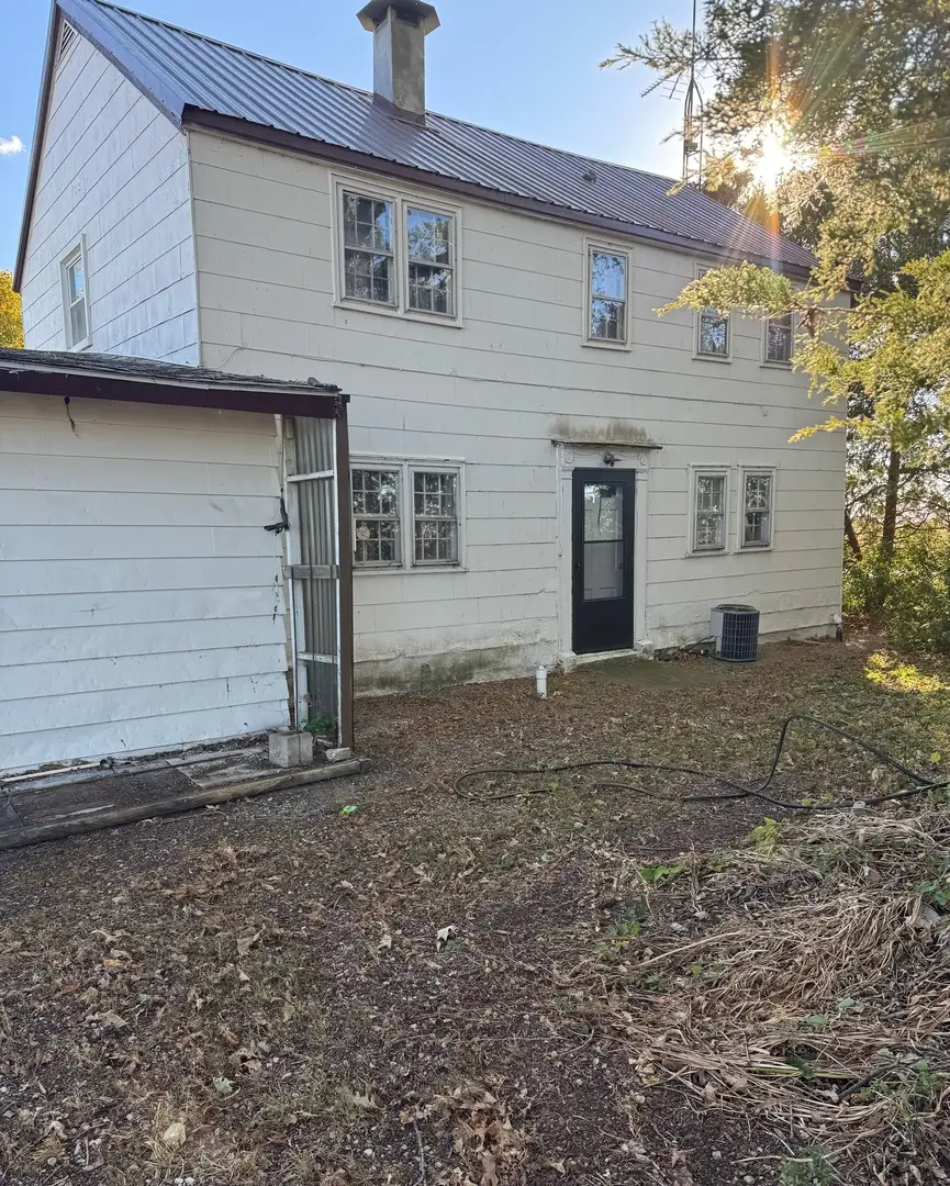 Address Withheld By Seller, Gifford, IL 61847 - Image #2