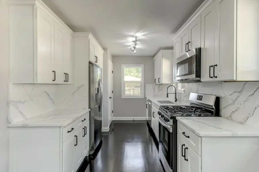 1014 E 163rd Street, South Holland, IL 60473 - Image #3