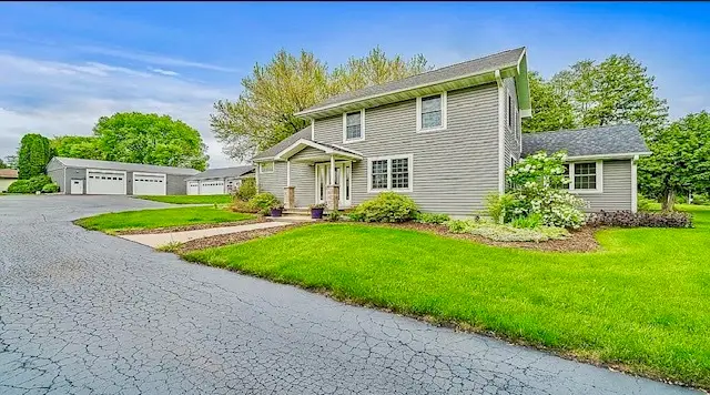 2912 Woodlawn Road, Sterling, IL 61081 - Image #1