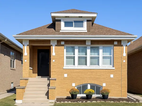 7871 W Oakleaf Avenue, Elmwood Park, IL 60707