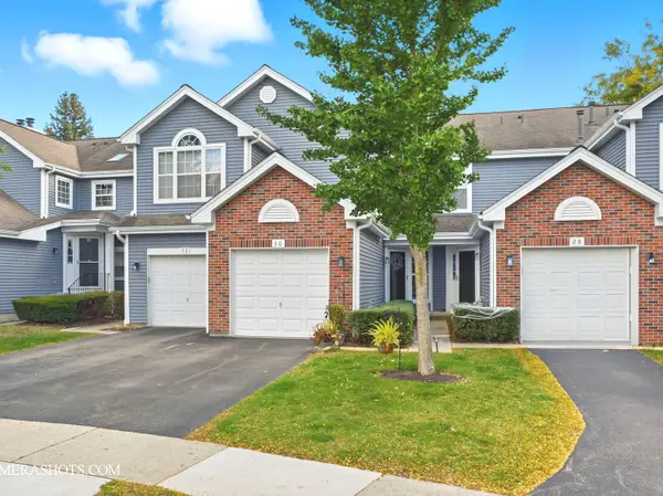 30 Arbordale Court #30, Algonquin, IL 60102