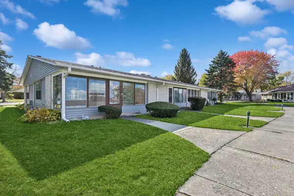 7411 Leisure Village Avenue #7411, Fox Lake, IL 60020