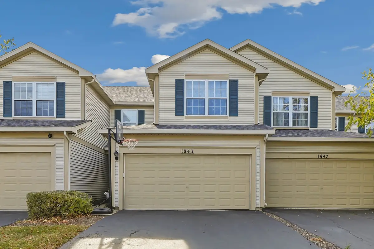 1843 S Wentworth Circle, Romeoville, IL 60446 - Image #1